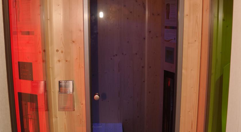 Nussknacker Hotel Ehrenfriedersdorf ภายนอก รูปภาพ