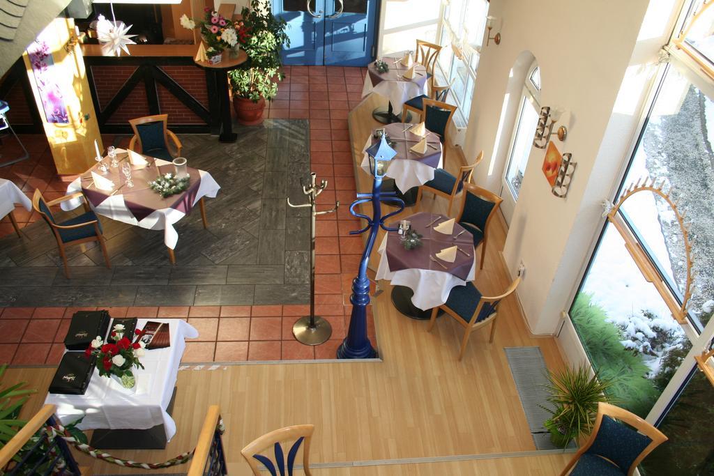 Nussknacker Hotel Ehrenfriedersdorf ภายนอก รูปภาพ